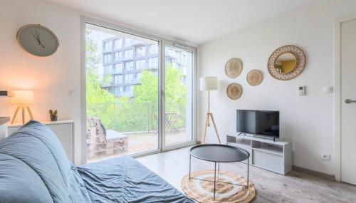 Apartment near metro with parking & balconies - Foto 3