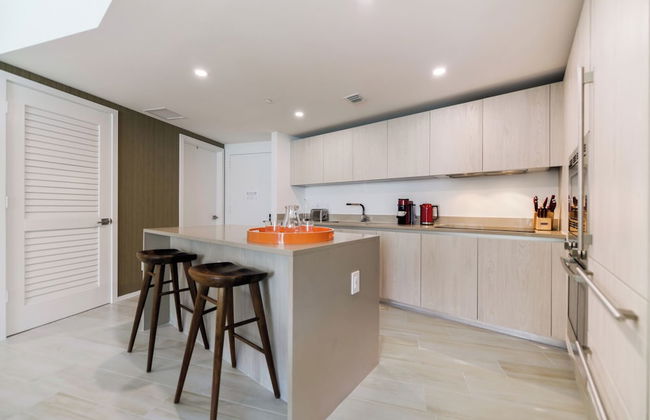 Luxury Beachfront Condo - Foto 79