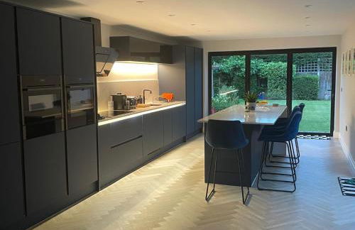 Beautiful family home with hot tub - Foto 9