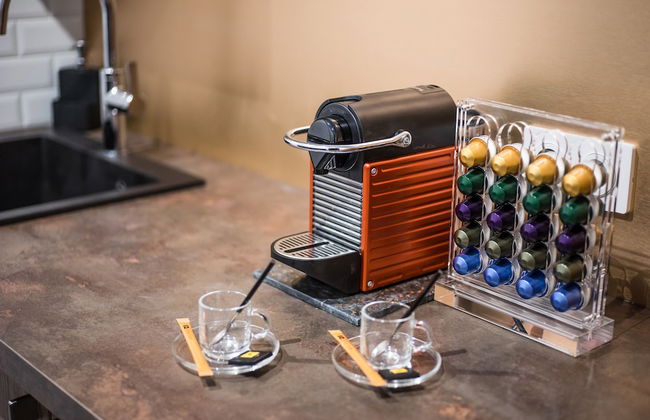 The Royal Elysée Suite - Photo 33