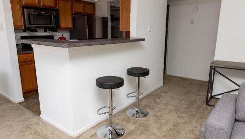 Wyndham 219 Modern 2br suite, Parking - Foto 5