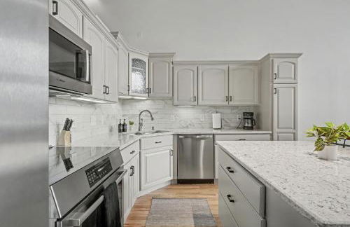 The Elevated Gallery - Historic Loft - Heart of Downtown - 98WalkScore - Foto 18