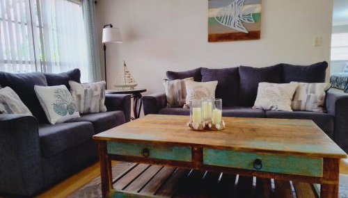 Comfortable Stay- Fully Stocked Home & Coffee Bar- All Essentials Provided - Foto 4