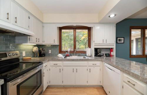 Plum Creek - Large home with 2 kitchens close to Pier Cove! - Foto 11