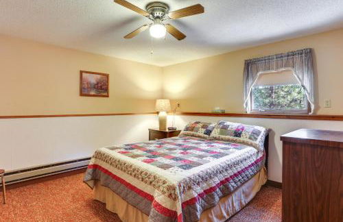 Cozy Black Hills Nature Retreat with Private Deck! - Foto 32