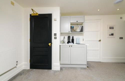 Holm House - Stylish Coastal Suites - Silures Bar & Restaurant On-site - Foto 24