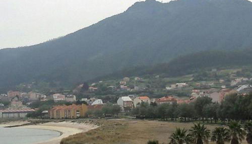 1ª LÍNEA DE PLAYA, VISTAS AL MAR Y MUY CÉNTRICO. - Foto 2