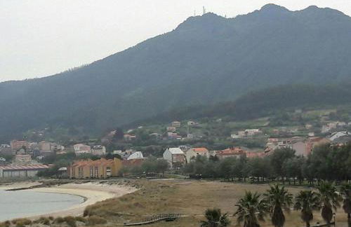 1ª LÍNEA DE PLAYA, VISTAS AL MAR Y MUY CÉNTRICO. - Foto 2