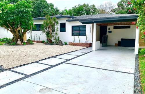 MIAMi MID-CENTURY GEM - Foto 22