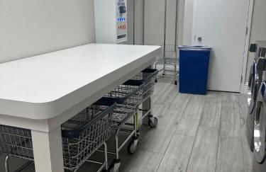 Condo near Disney-free shuttle to all theme parks - Foto 64