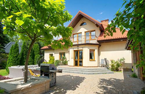 Golden Villas - Elegant Family Villa with Garden near Warsaw - Foto 18