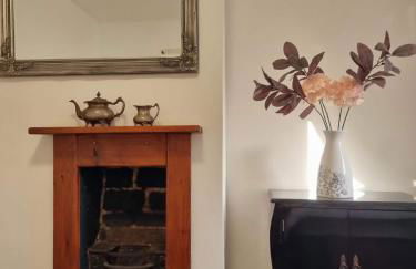 Cute Cottage in Egham Heathrow- 7 Guests 3 bedrooms - Foto 12