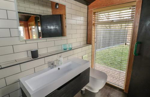 The Tractor Shed - Photo 20