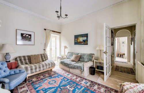 GuestReady - Classic Charm near Holyrood Park - Foto 11