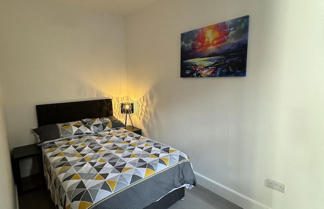 Captivating 5-bed Apartment Near Sion Mills - Foto 2