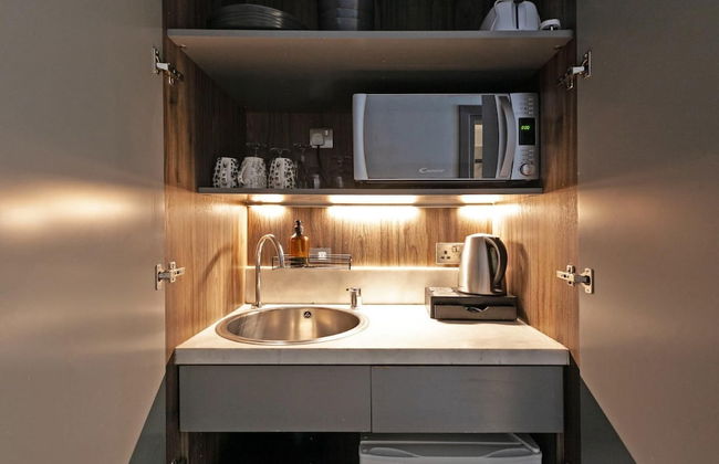 London Paddington Apartments - Photo 29