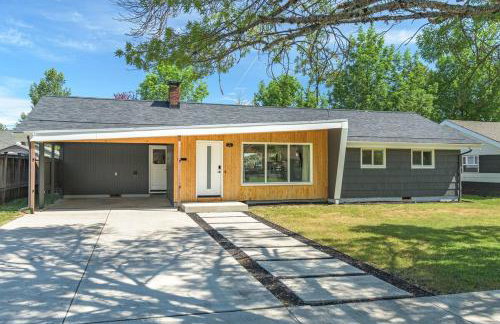 Charming Eugene Bungalow - Photo 2