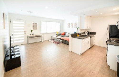 Stylish 1 Bedroom Apartment in Hollywood Near Downtown LA Free Gated Parking Full Kitchen - Foto 12