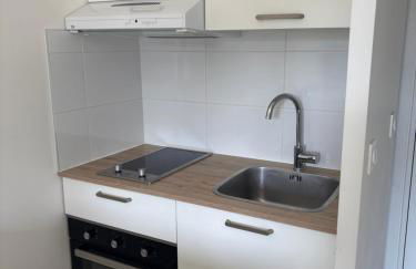 Appt Studio avec Balcon Parking privé, Piscine, proche Golf St Donat - Foto 4