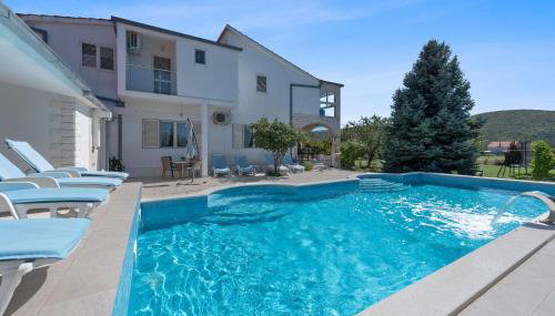 Gorgeous Home In Neoric With Sauna - Foto 2