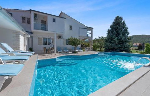 Gorgeous Home In Neoric With Sauna - Photo 2