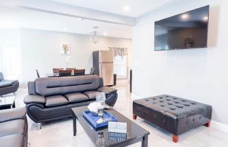 Group Friendly 6BR Near Aquarium & Niagara Falls - Photo 29