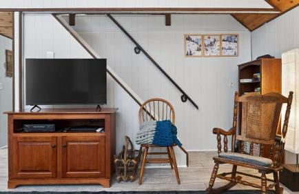 Evergreen Lodge by AvantStay Poconos Lake Cabin Fireplace Large Deck Near Jack Frost Kalahari - Foto 10