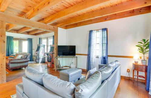 McGaheysville Home with Screened Porch and Gas Grill! - Foto 8