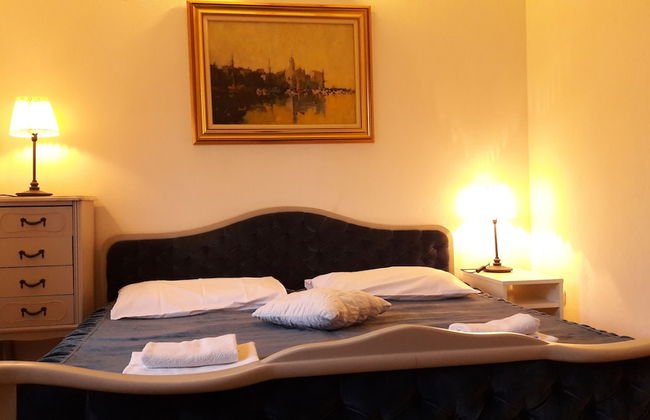 Apartmani Bako Komiza - Photo 9