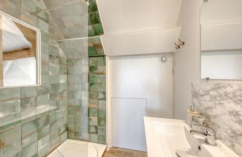 RED Passion Love room near Disney - Foto 24