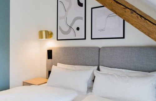 Bob W Munich Airport - Peterhof - Foto 52