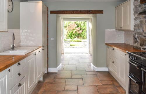 Aeron Villa - Photo 4