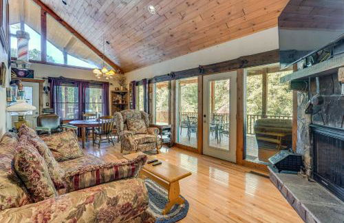 Deck and Sauna Avalon Woods Riverfront Retreat - Foto 6