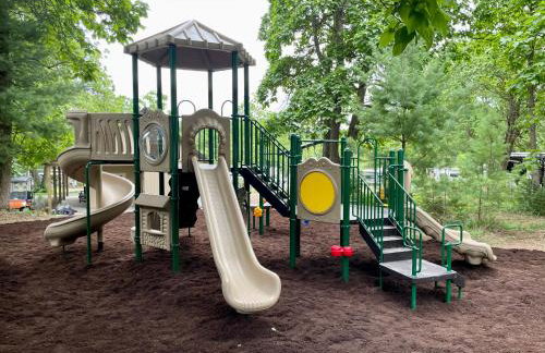 Lakewood Park Campground - Luxury Cabin - Foto 9