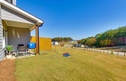 Work, Explore & Relax: Modern Townhome in Lula! - Photo 33