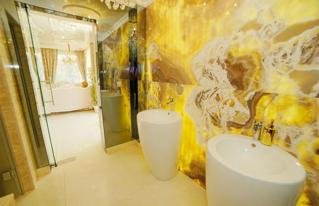 Harmony Suites Saint Vlas - Photo 2