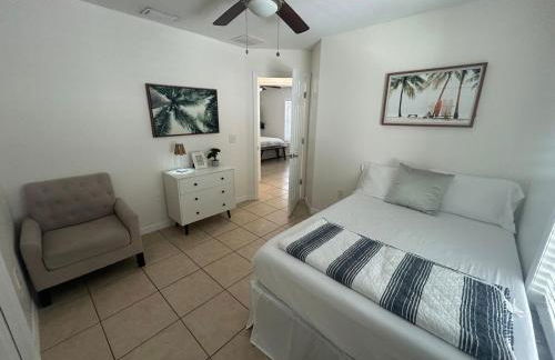 Tropical 3bed 2bath Lakeland Home on corner lot - Foto 9