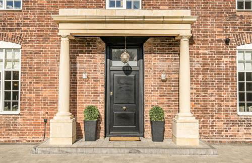 Otherton Hall - Photo 3