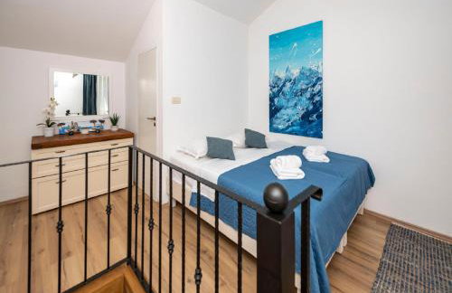 Authentic Stone House Lola - Foto 39