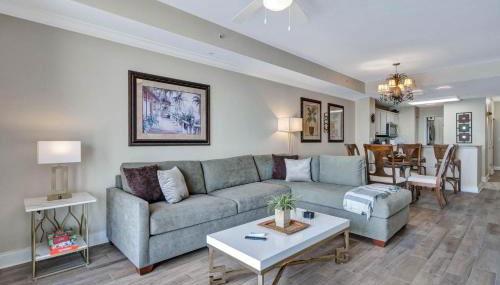 Sunshine Oasis - Orlando Lakefront Luxury - Photo 3