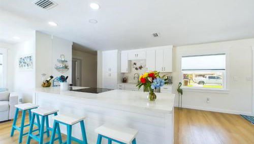 Island Oasis with Heated Pool Private Tiki Bar! - Foto 4