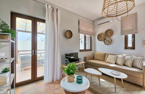 Syra Suites - Photo 74