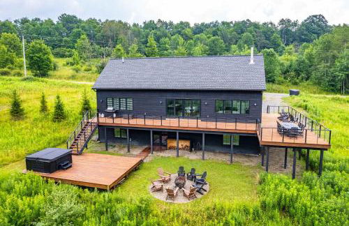 Magnificent Chalet Sweeping Views and Hot Tub - Foto 61
