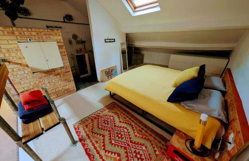 Garage Number 9 Private Urban Loft Apartment with Jacuzzi in Le Dorat - Foto 18