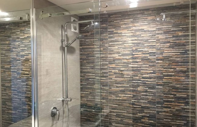 Distinctive Adjacent Two Lake View Townhouses - Foto 36