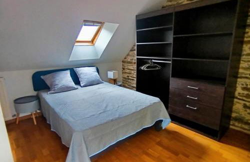 Logement Aubance dans charmante longère avec piscine en partage - Foto 13