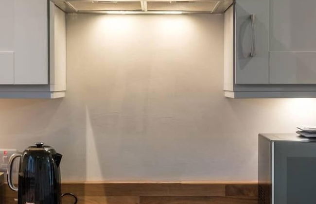 Stylish & Modern 3 Bedroom Home - Foto 7