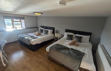 Vale Farm Cottages - Photo 33