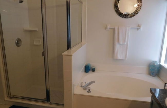 Spacious 6-bedroom Home in Hampton Lakes Perfect for Family Getaways! - Foto 15