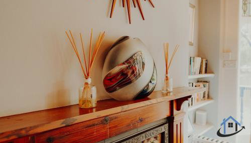 Unique Boathouse, detached free parking x4 cars - Foto 3